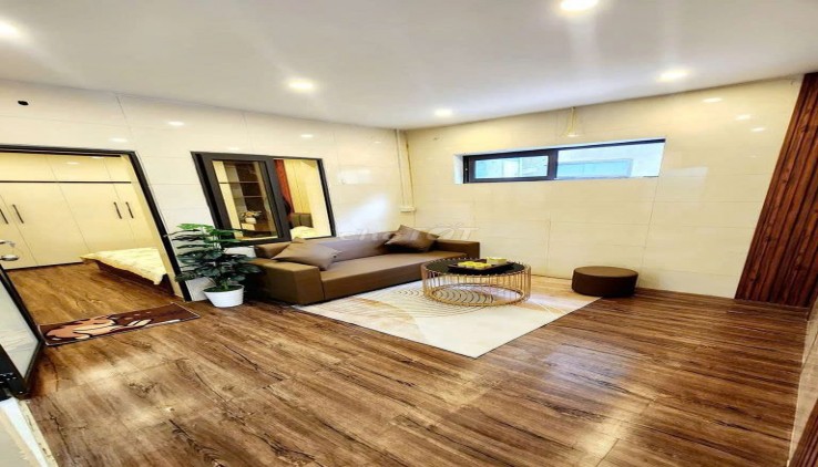 Siêu hiếm bán căn hộ Tập thể Tầng 1 có sổ đỏ 33m2, 2 ngủ Phố 8 - 3, 20m ra chợ 8 - 3
